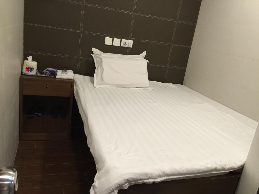 Lam Shan Hostel Hongkong Pokoj fotografie